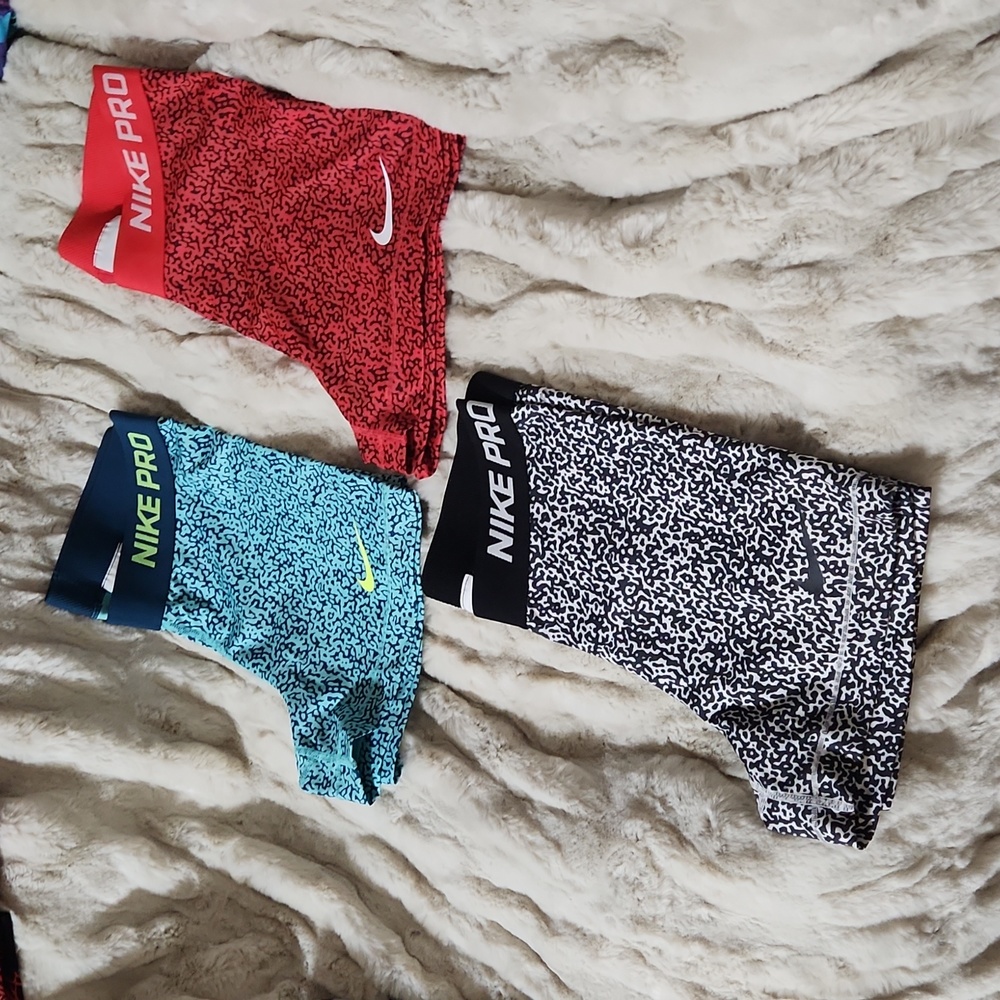 Nike compression shorts